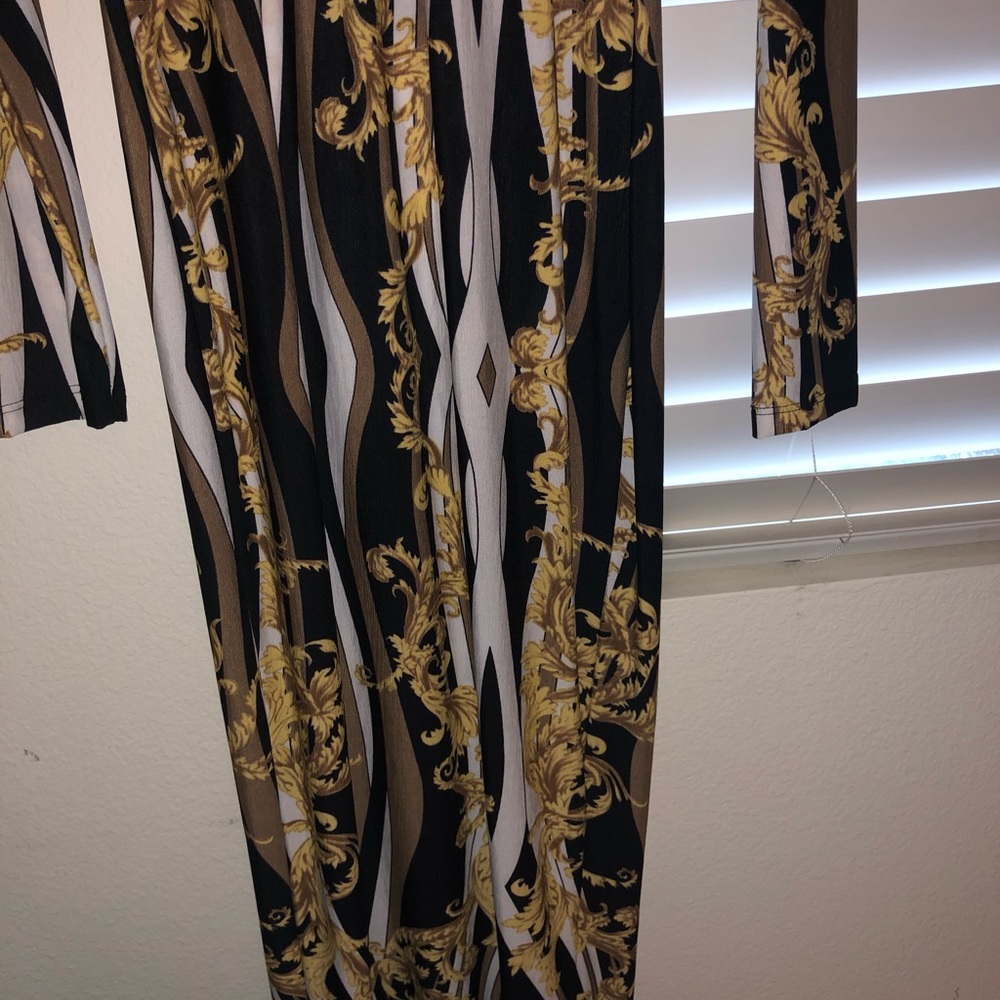 Dress - Picture 3 of 4
